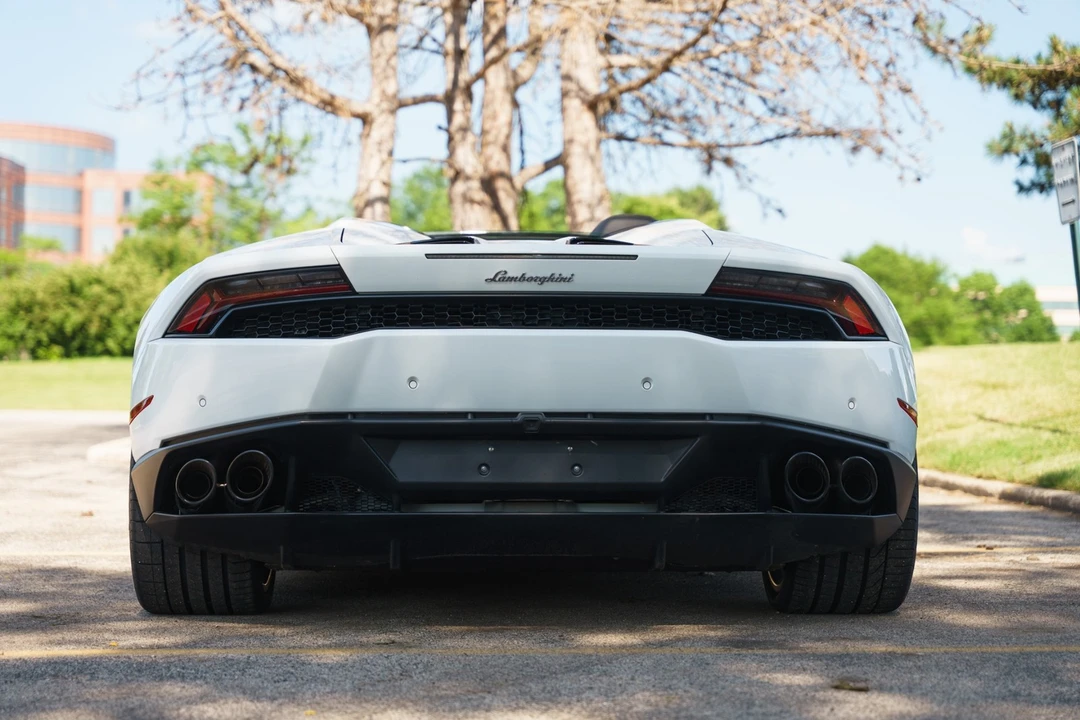 2017 Lamborghini Huracan LP610-4 - Image 15 of 31