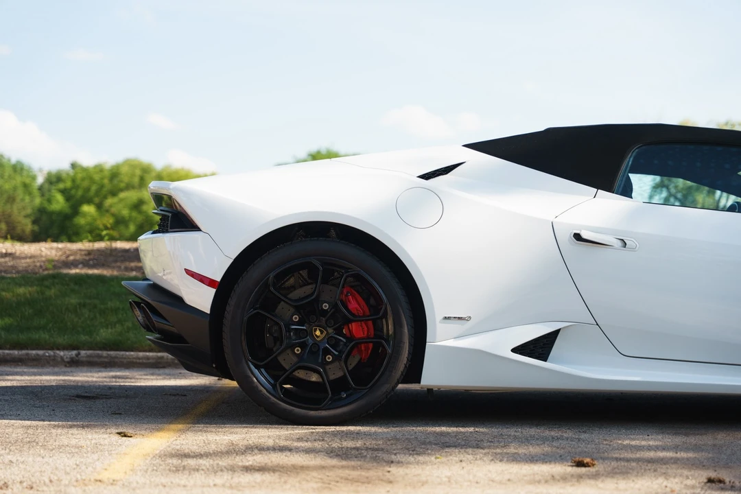 2017 Lamborghini Huracan LP610-4 - Image 17 of 31