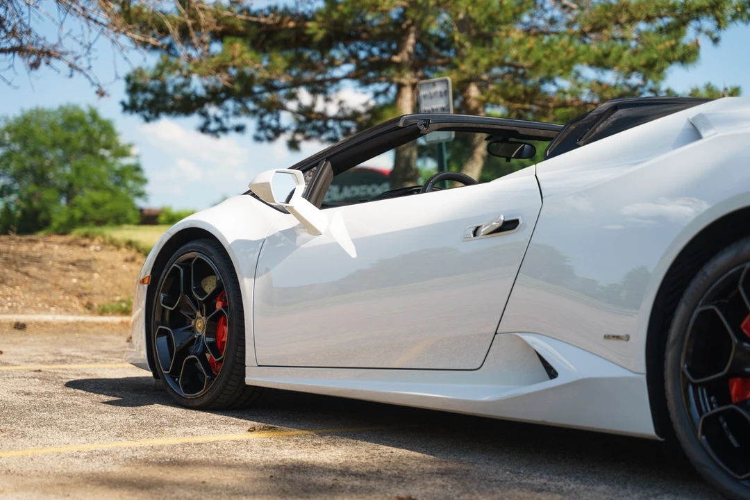 2017 Lamborghini Huracan LP610-4 - Image 12 of 31