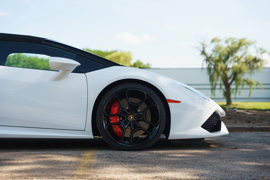 2017 Lamborghini Huracan LP610-4 - Image 19 of 31