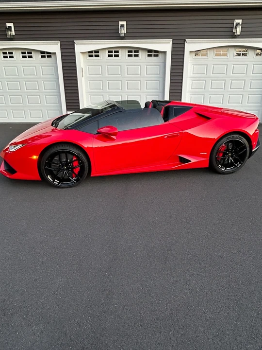 2017 Lamborghini Huracan LP610-4 - Image 2 of 12