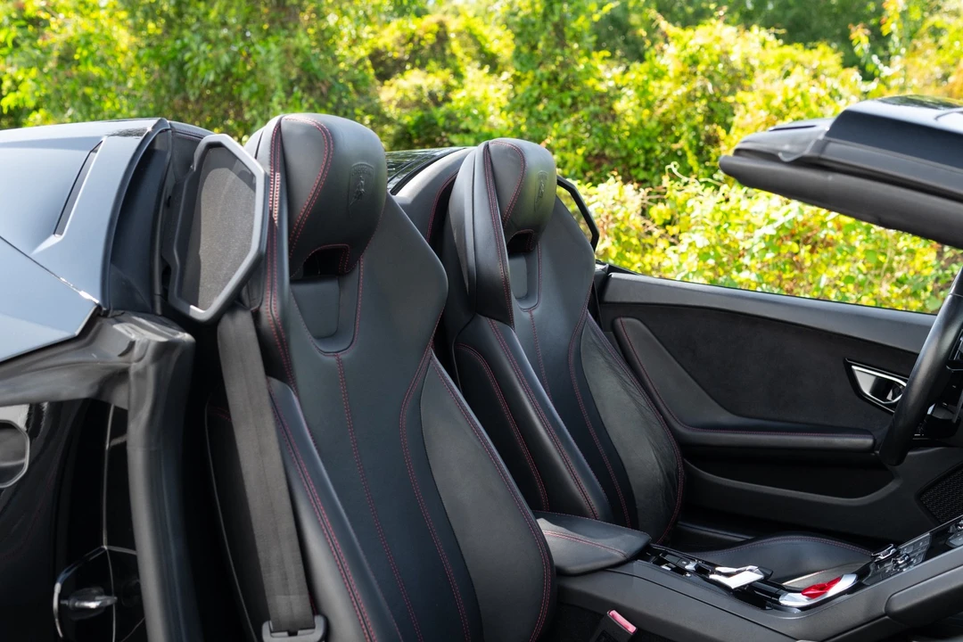 2017 Lamborghini Huracan LP610-4 - Image 8 of 21