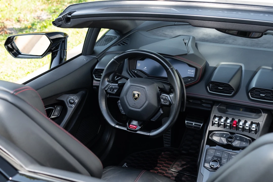 2017 Lamborghini Huracan LP610-4 - Image 5 of 21