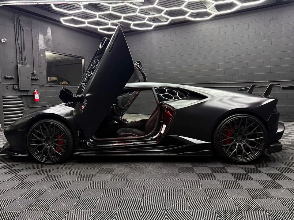 2017 Lamborghini Huracan LP610-4 - Image 5 of 26