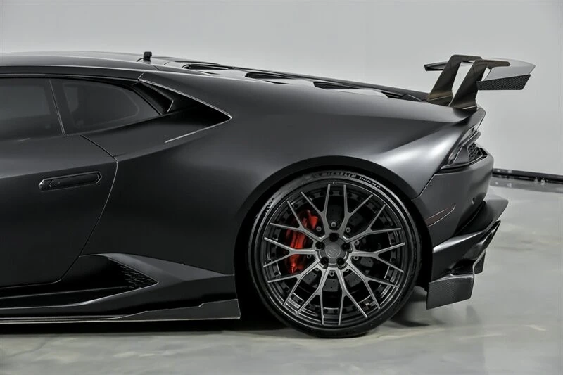 2017 Lamborghini Huracan LP610-4 - Image 10 of 12