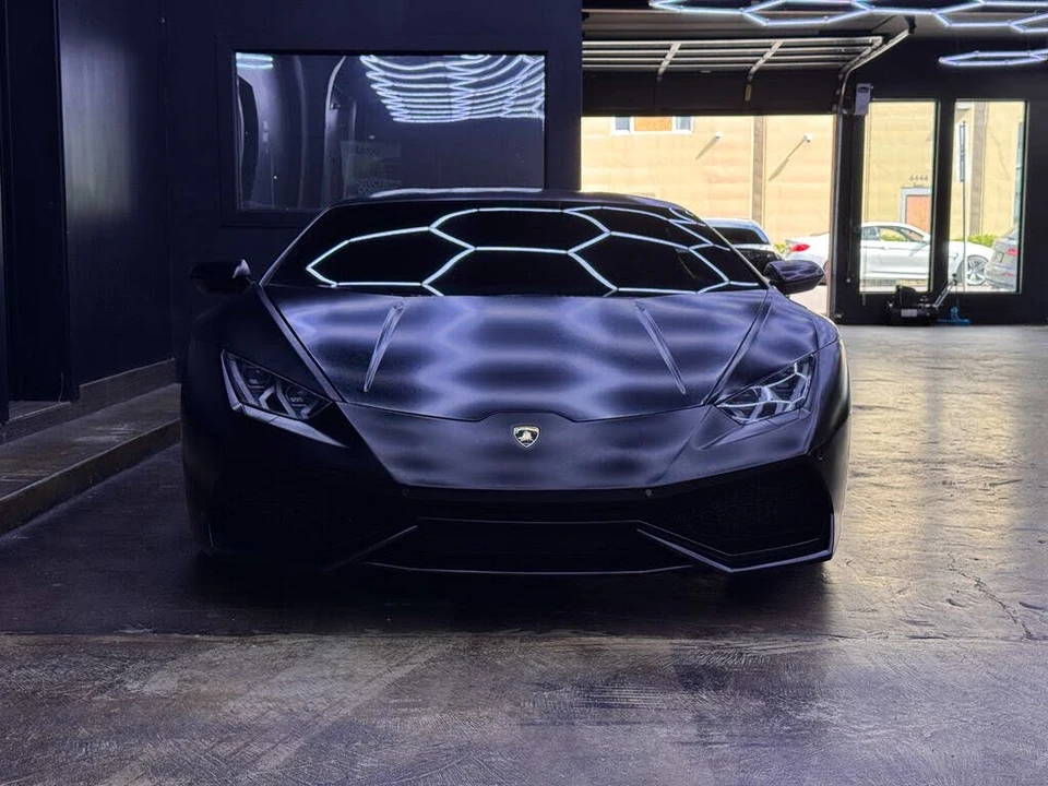 2017 Lamborghini Huracan LP610-4 - Image 2 of 31