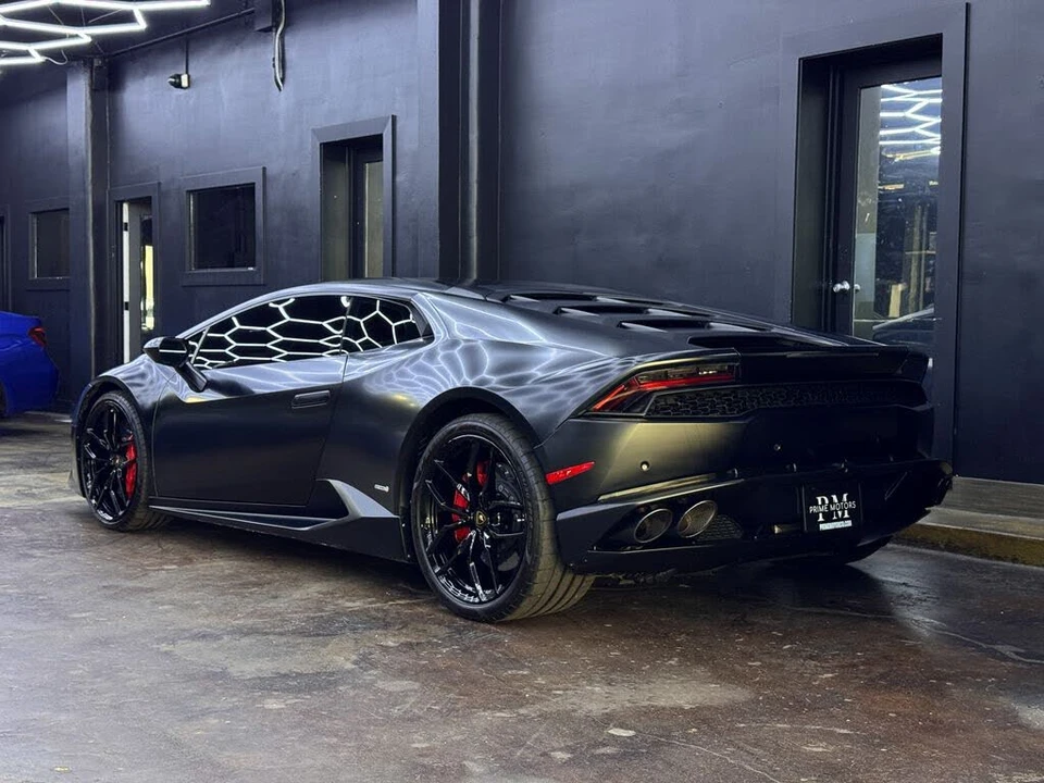 2017 Lamborghini Huracan LP610-4 - Image 8 of 31