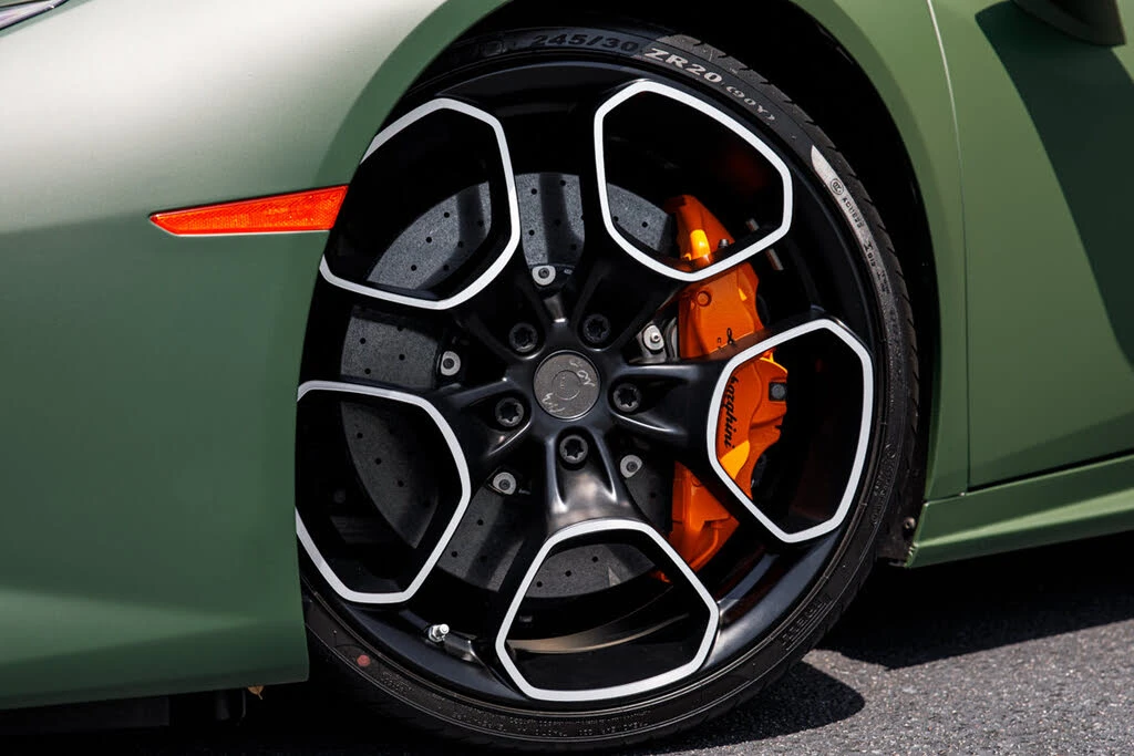 2017 Lamborghini Huracan LP610-4 - Image 10 of 31