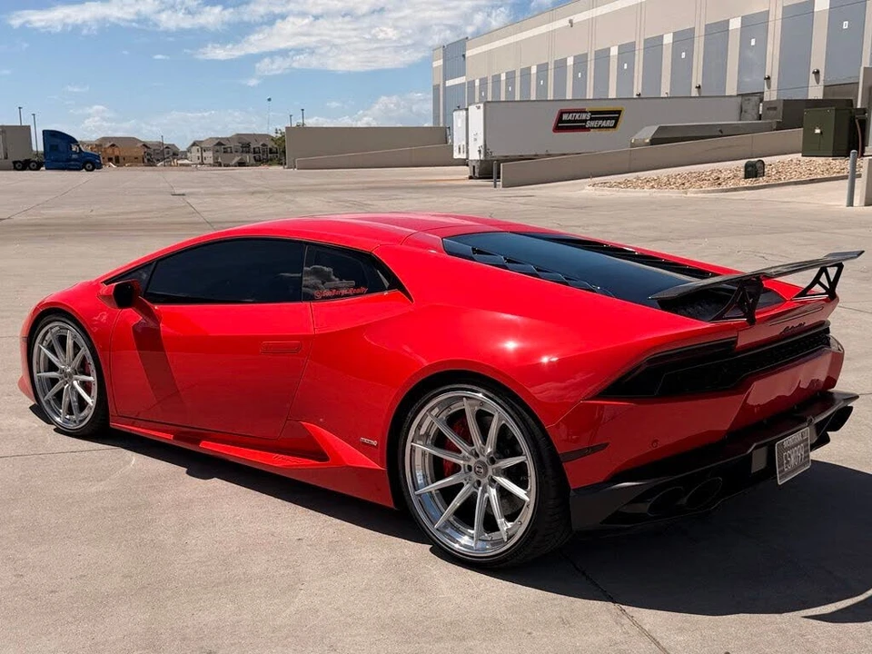 2017 Lamborghini Huracan LP610-4 - Image 10 of 31