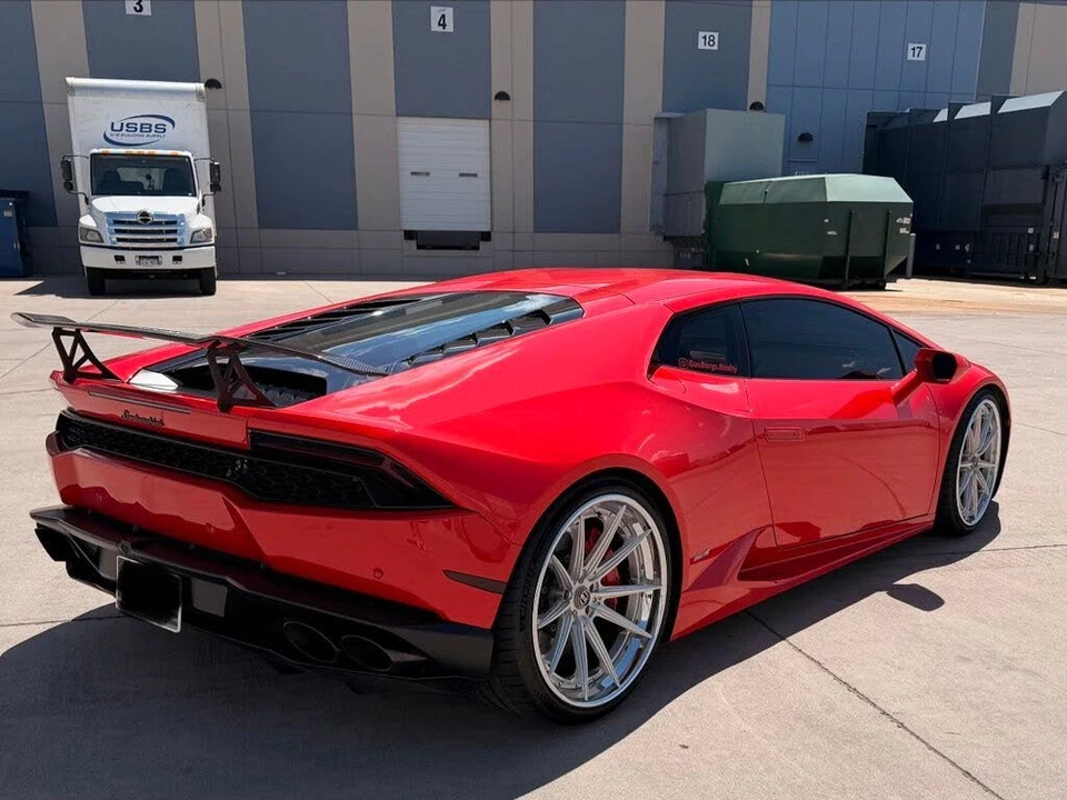 2017 Lamborghini Huracan LP610-4 - Image 8 of 31