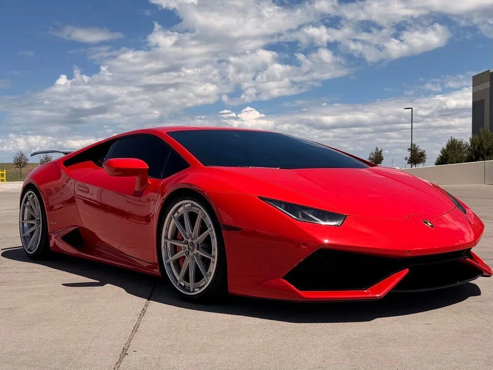 2017 Lamborghini Huracan LP610-4 - Image 2 of 31