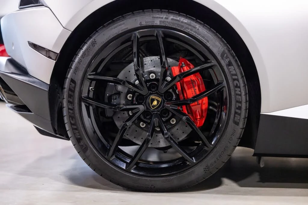 2017 Lamborghini Huracan LP610-4 - Image 27 of 31