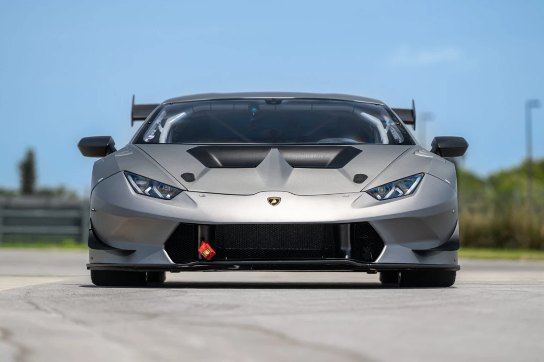 2017 Lamborghini Huracan - Image 10 of 31