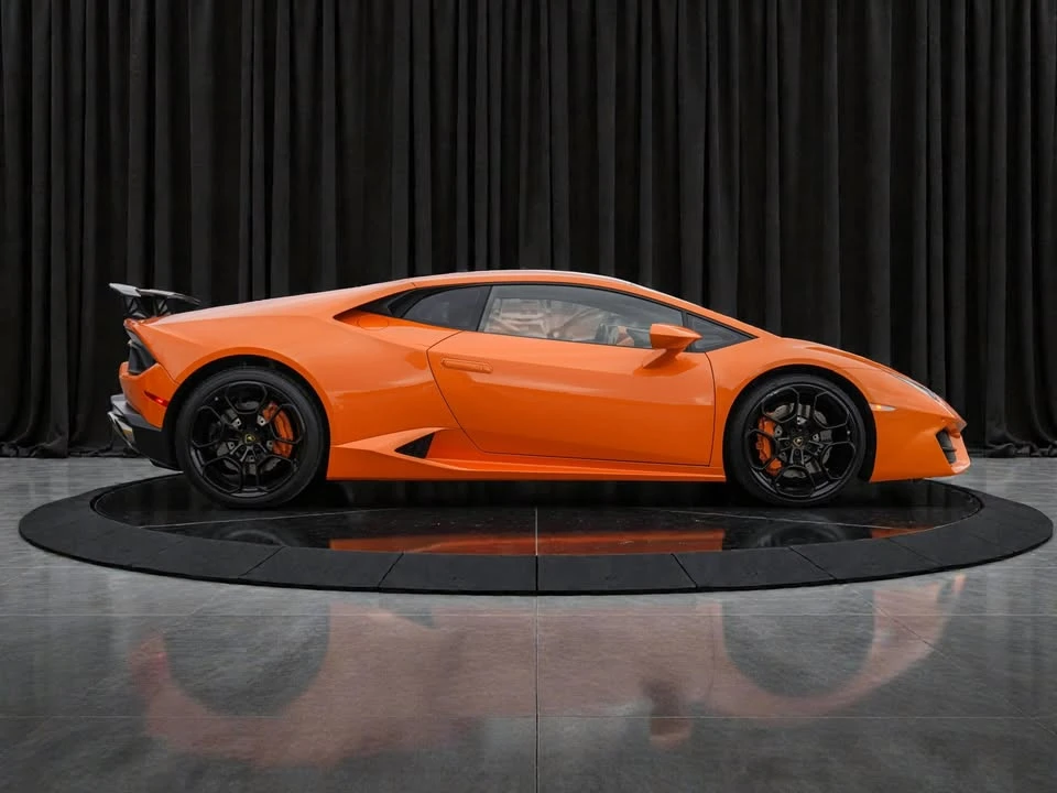 2017 Lamborghini Huracan LP580-2 - Image 6 of 19