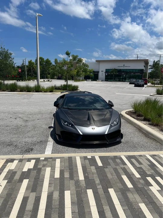 2017 Lamborghini Huracan LP580-2 - Image 3 of 11