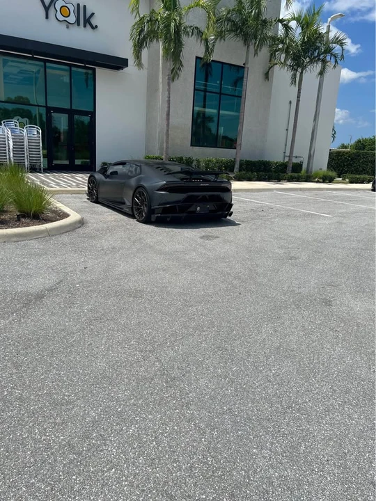 2017 Lamborghini Huracan LP580-2 - Image 4 of 11