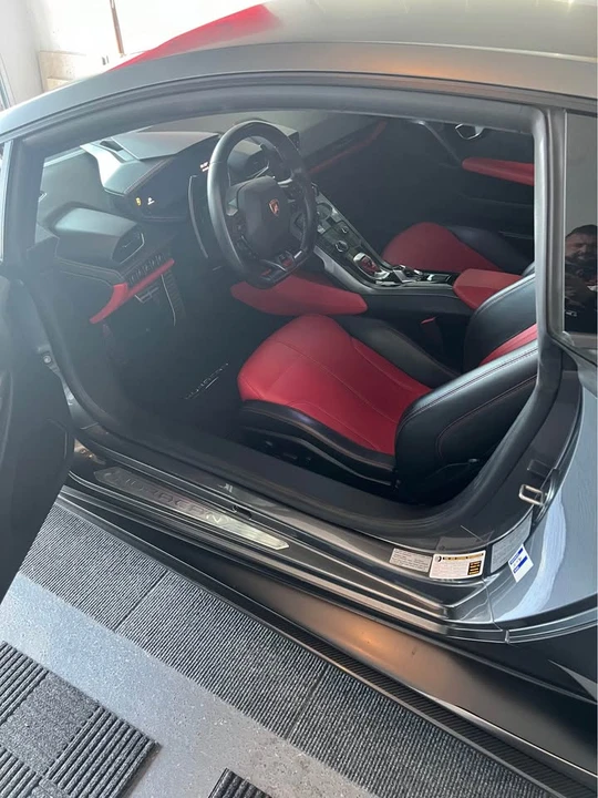 2017 Lamborghini Huracan LP580-2 - Image 8 of 11
