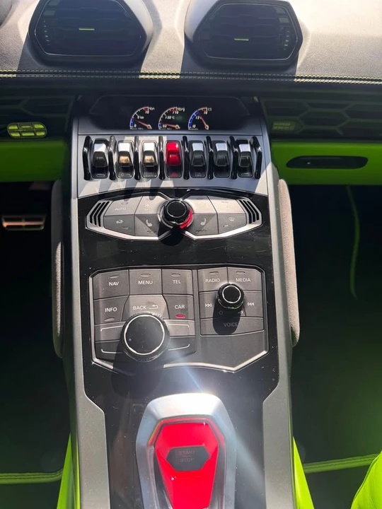 2017 Lamborghini Huracan LP580-2 - Image 10 of 10
