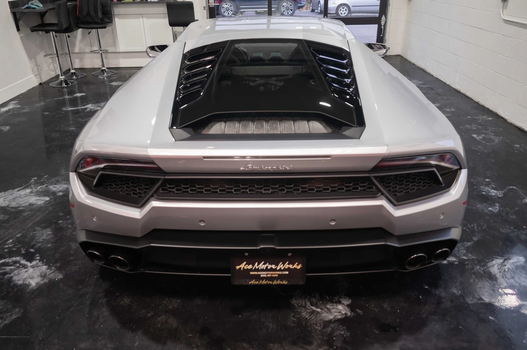 2017 Lamborghini Huracan LP580-2 - Image 8 of 31
