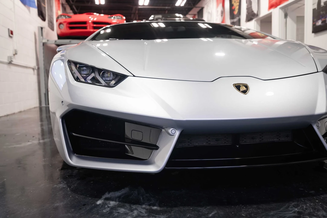 2017 Lamborghini Huracan LP580-2 - Image 16 of 31