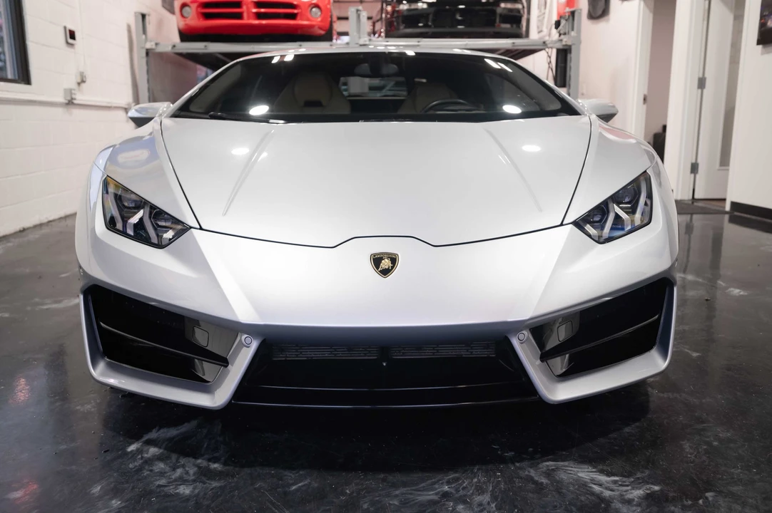 2017 Lamborghini Huracan LP580-2 - Image 14 of 31