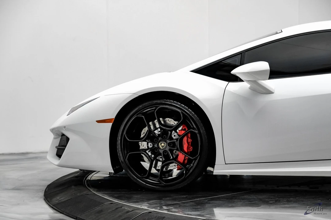 2017 Lamborghini Huracan LP580-2 - Image 7 of 12