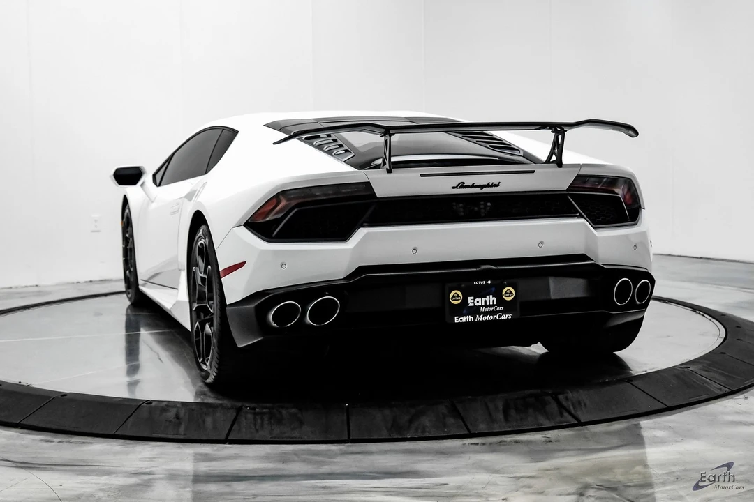 2017 Lamborghini Huracan LP580-2 - Image 10 of 12