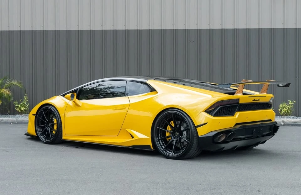 2017 Lamborghini Huracan LP580-2 - Image 3 of 4