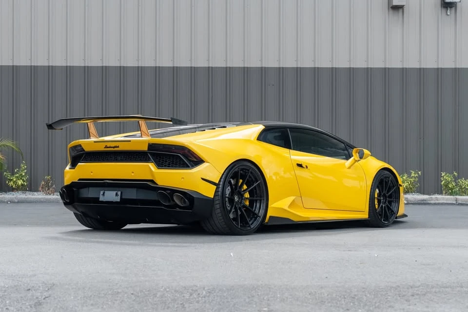 2017 Lamborghini Huracan LP580-2 - Image 2 of 4