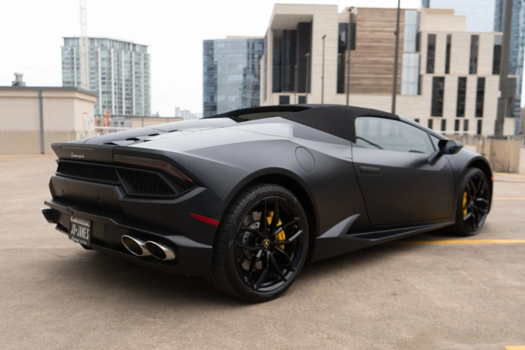 2017 Lamborghini Huracan LP580-2 - Image 8 of 31