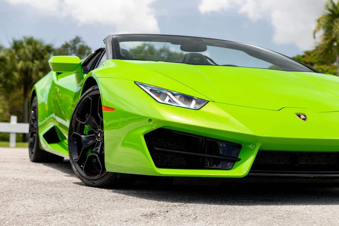 2017 Lamborghini Huracan LP580-2 - Image 12 of 31