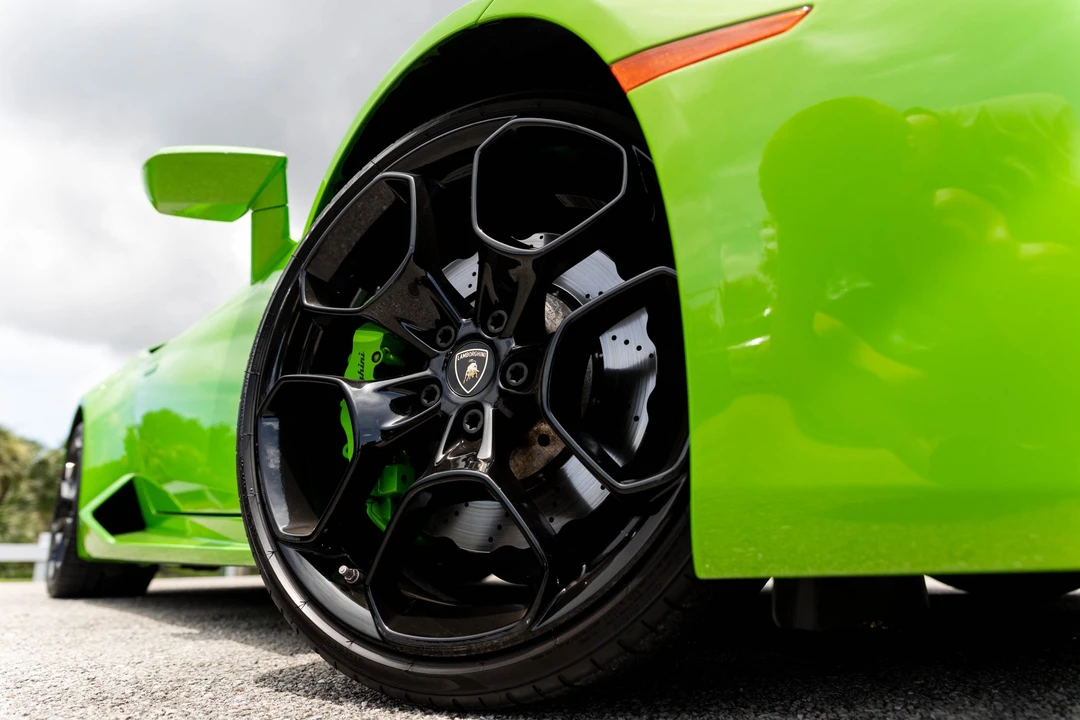 2017 Lamborghini Huracan LP580-2 - Image 28 of 31