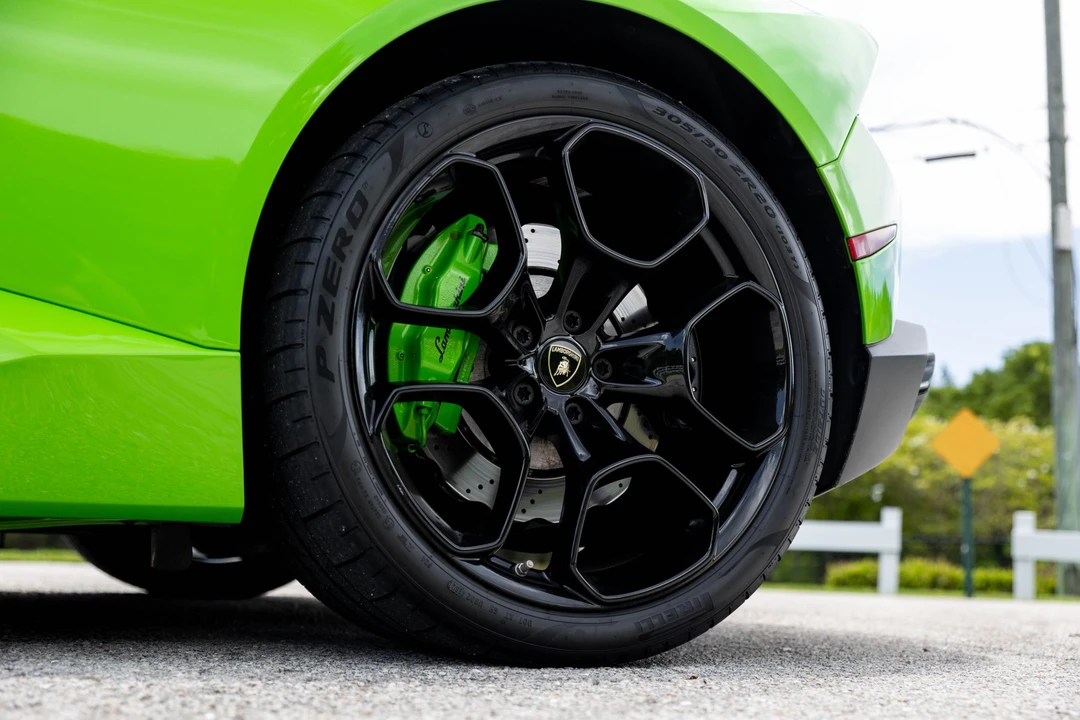 2017 Lamborghini Huracan LP580-2 - Image 26 of 31