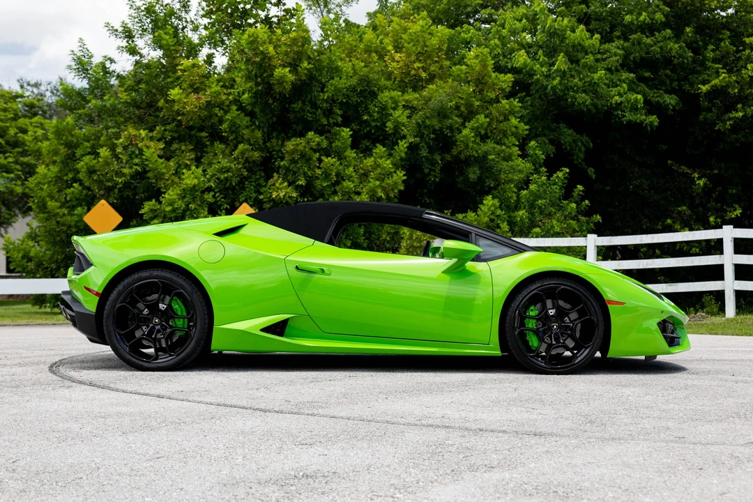 2017 Lamborghini Huracan LP580-2 - Image 7 of 31