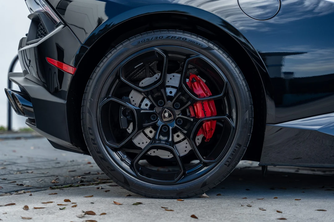 2017 Lamborghini Huracan LP580-2 - Image 29 of 31