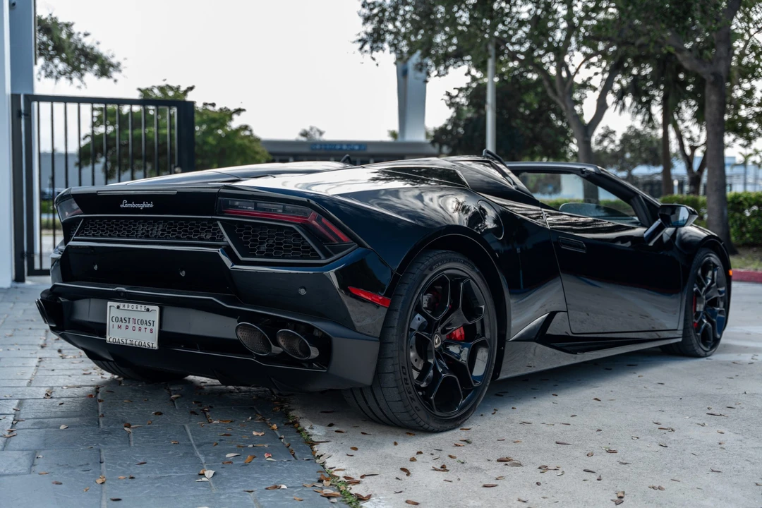 2017 Lamborghini Huracan LP580-2 - Image 8 of 31
