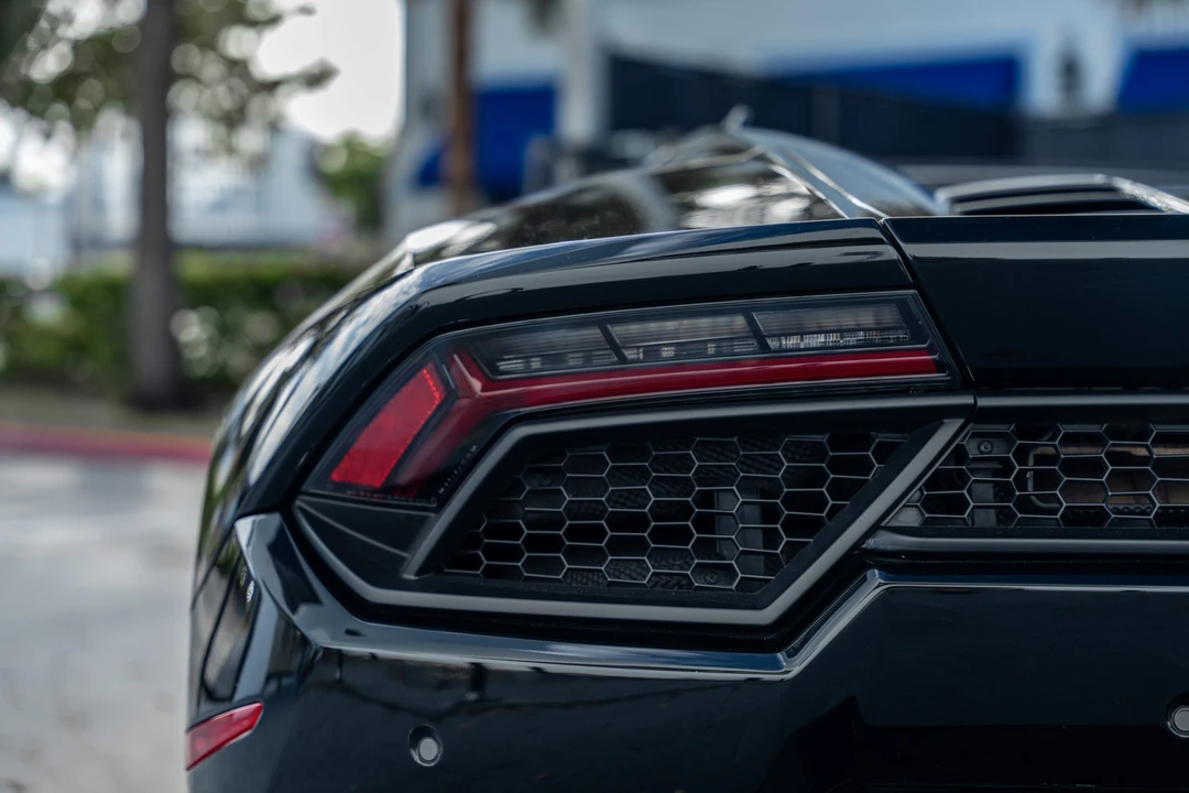 2017 Lamborghini Huracan LP580-2 - Image 24 of 31
