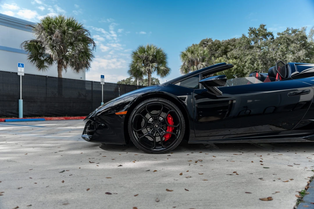 2017 Lamborghini Huracan LP580-2 - Image 16 of 31