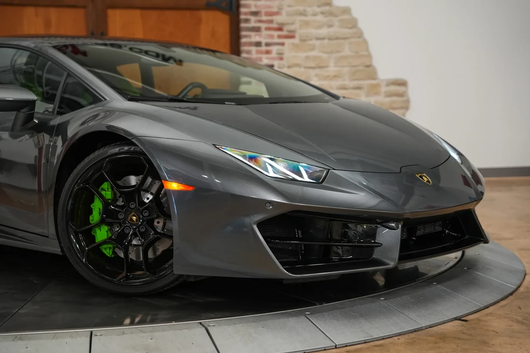 2017 Lamborghini Huracan LP580-2 - Image 24 of 31