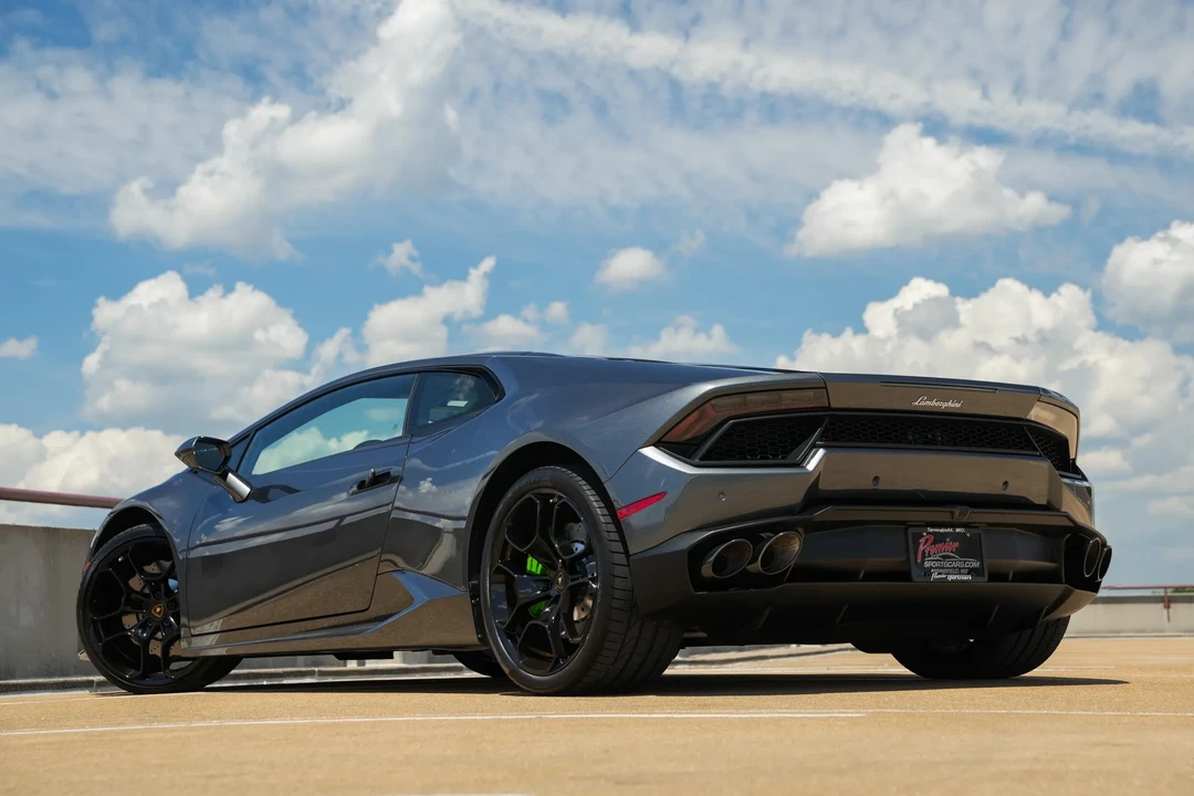 2017 Lamborghini Huracan LP580-2 - Image 9 of 31