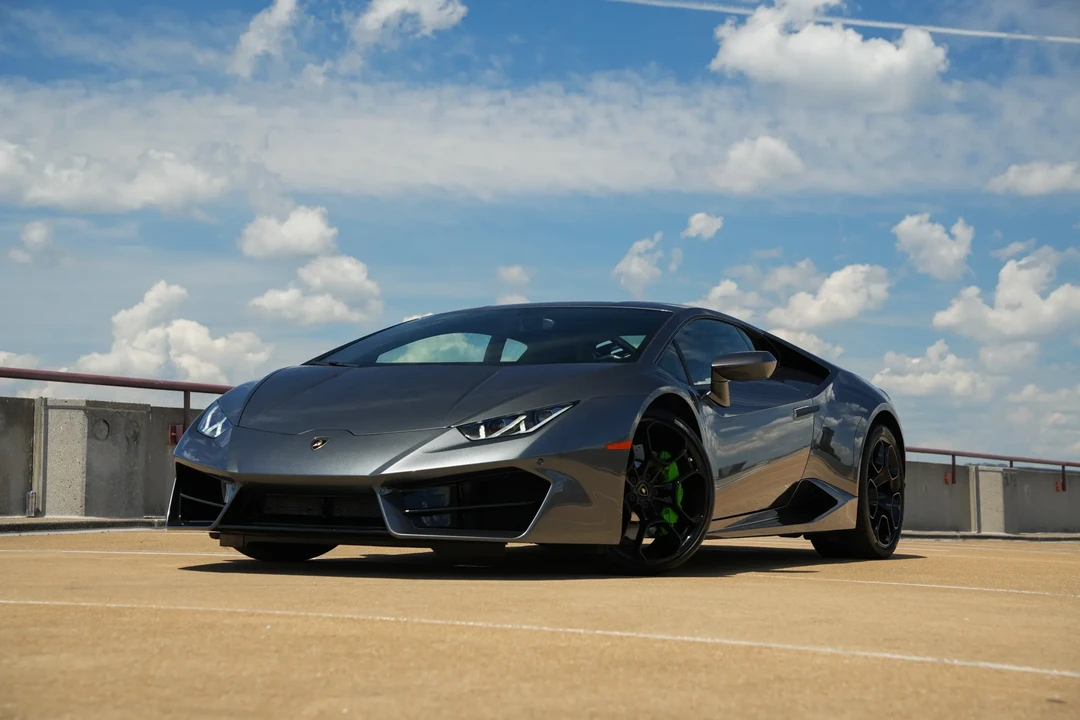 2017 Lamborghini Huracan LP580-2 - Image 6 of 31