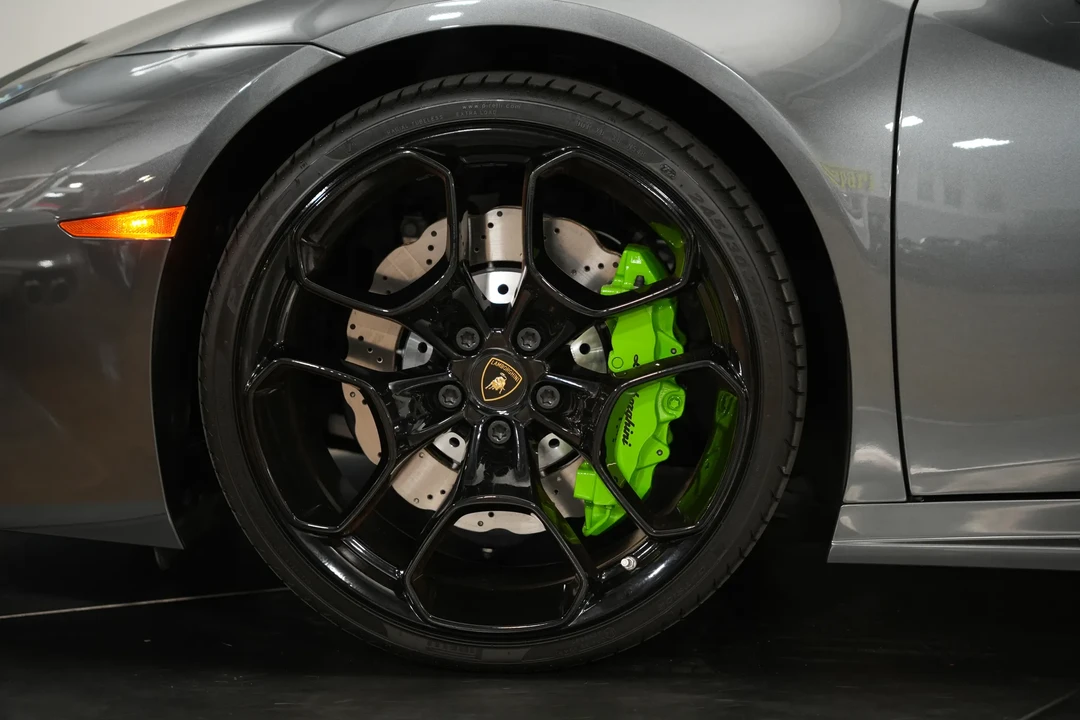 2017 Lamborghini Huracan LP580-2 - Image 18 of 31
