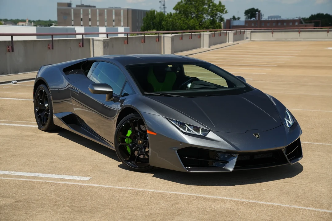 2017 Lamborghini Huracan LP580-2 - Image 7 of 31