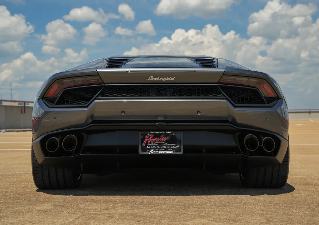 2017 Lamborghini Huracan LP580-2 - Image 5 of 31