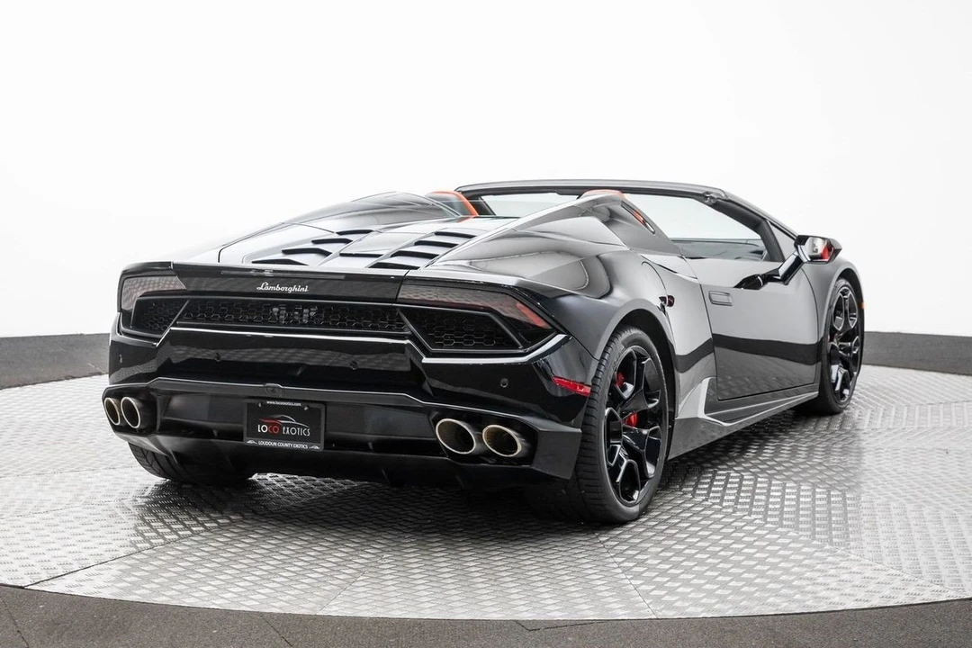2017 Lamborghini Huracan LP580-2 - Image 5 of 12