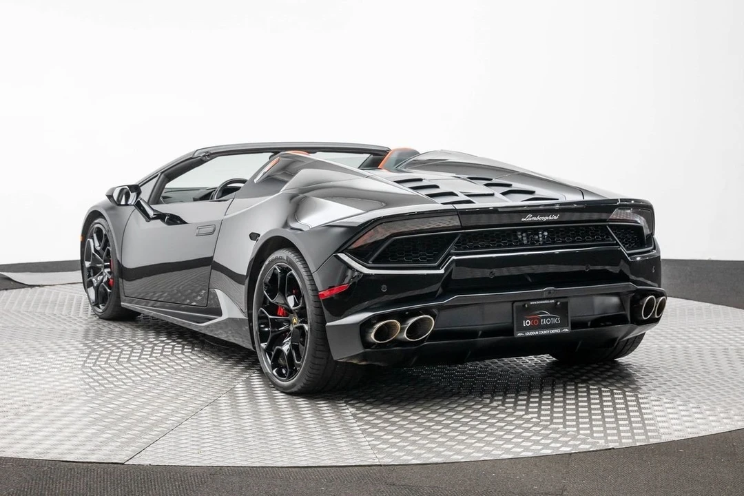 2017 Lamborghini Huracan LP580-2 - Image 7 of 12