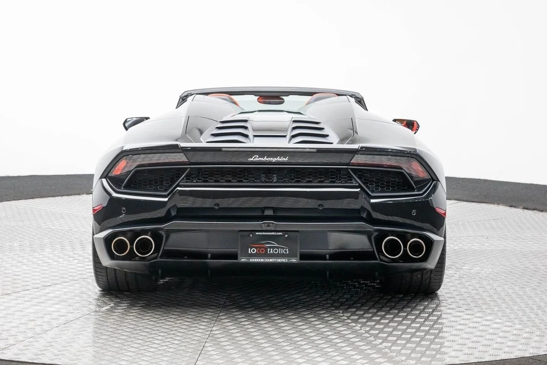 2017 Lamborghini Huracan LP580-2 - Image 6 of 12