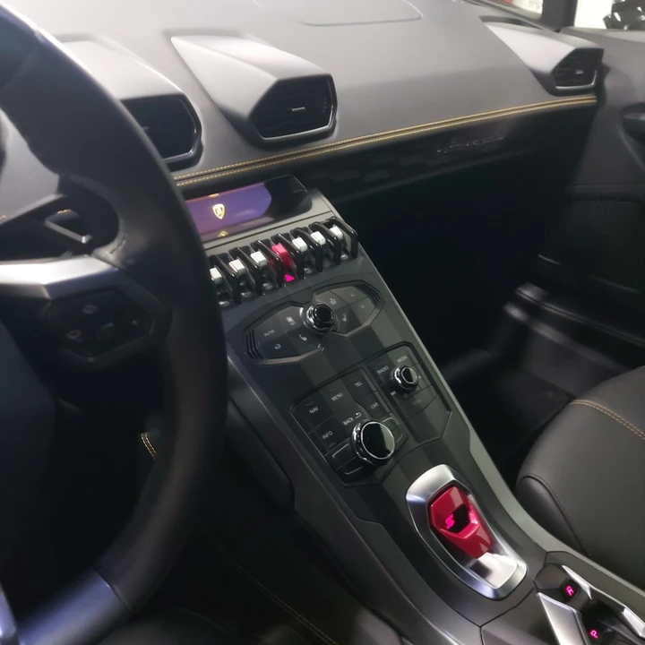 2017 Lamborghini Huracan LP580-2 - Image 8 of 12