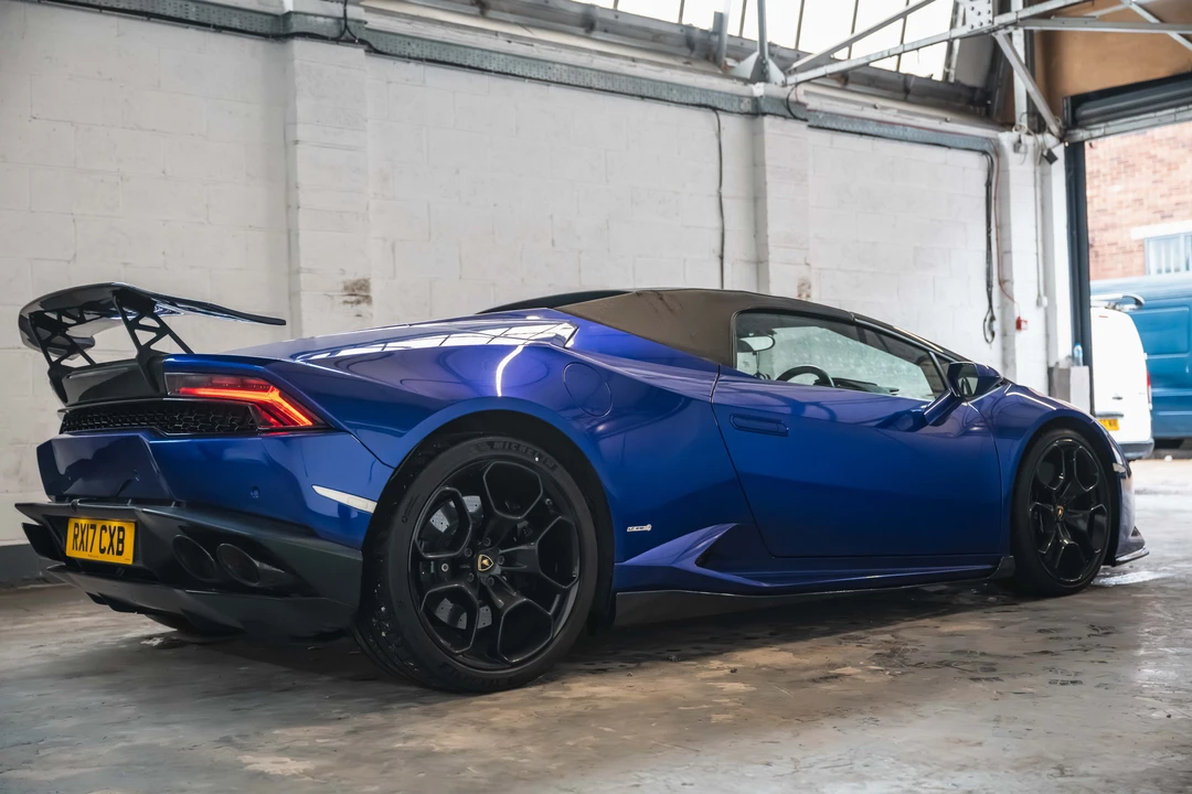 2017 Lamborghini Huracan LP610-4 - Image 11 of 31