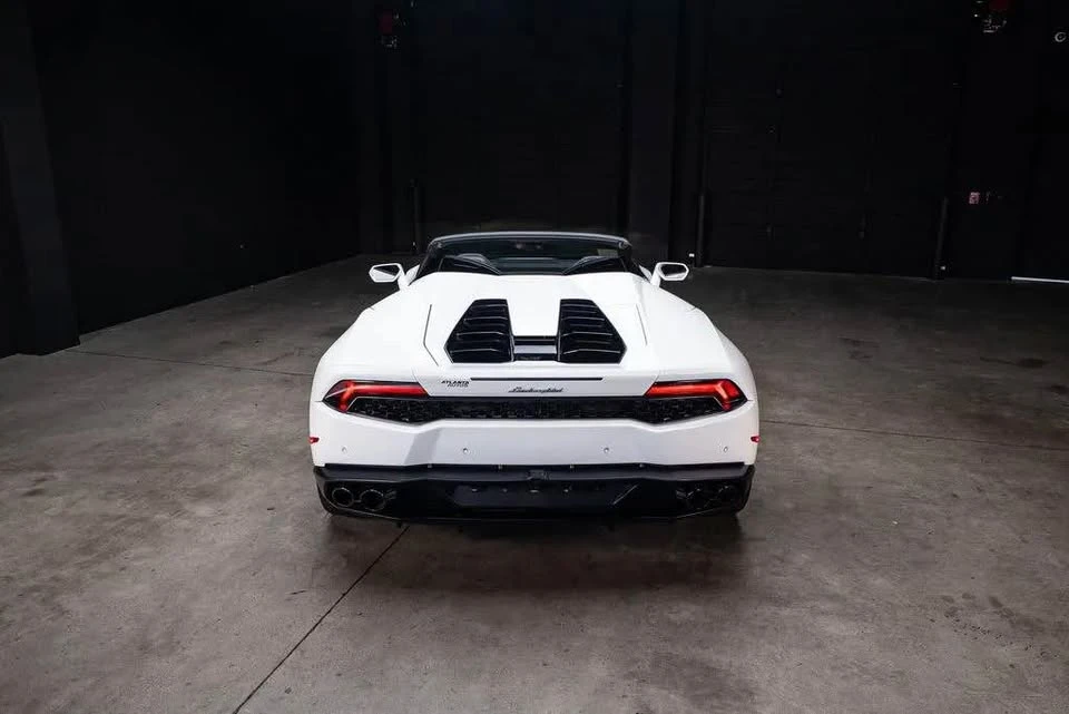 2017 Lamborghini Huracan LP610-4 - Image 4 of 9